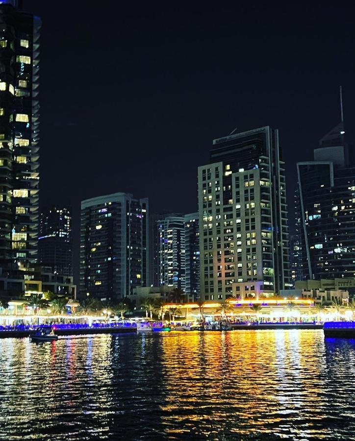 Lunar Hostel - Jbr Dubai Dış mekan fotoğraf