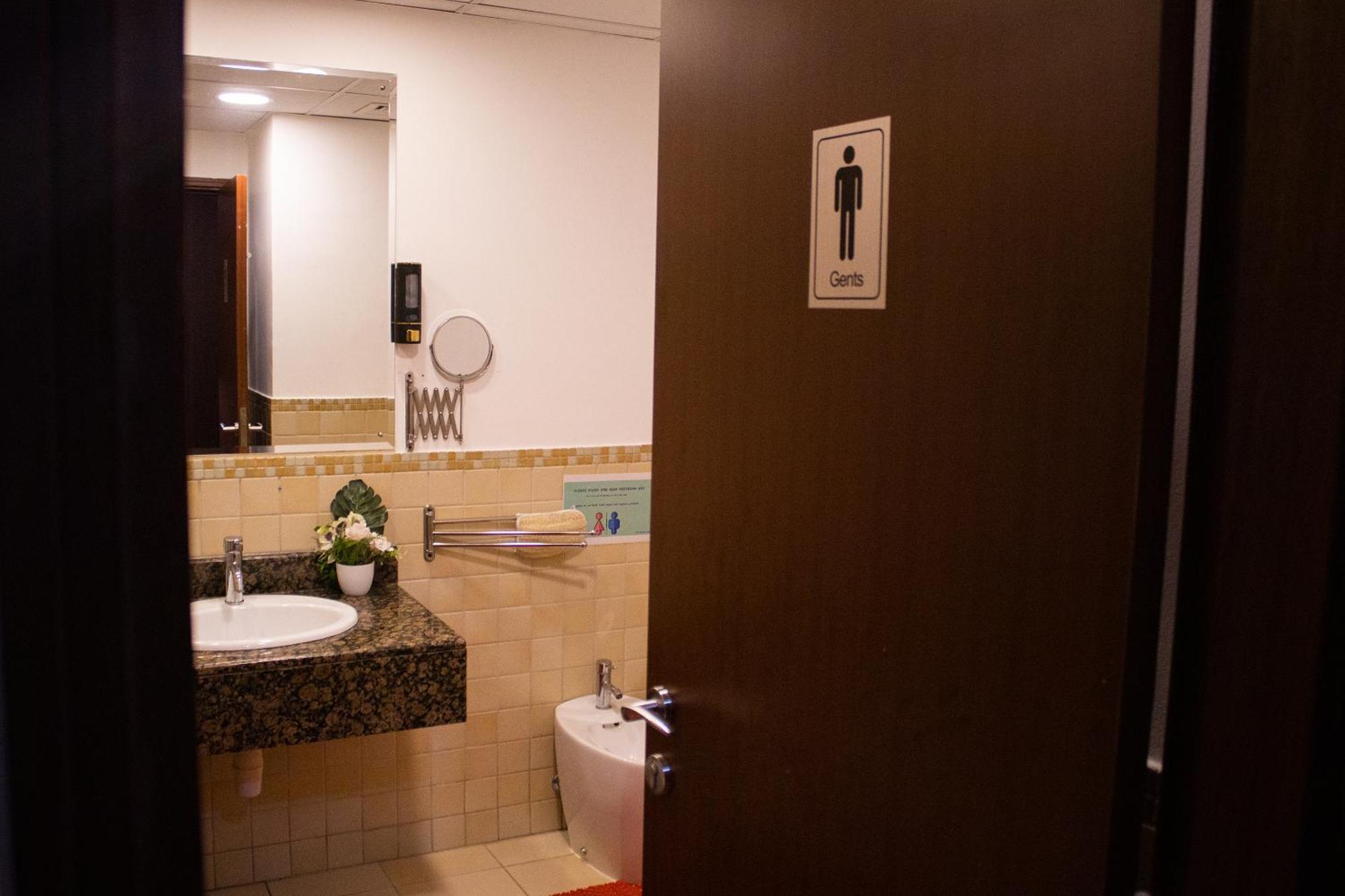 Lunar Hostel - Jbr Dubai Dış mekan fotoğraf