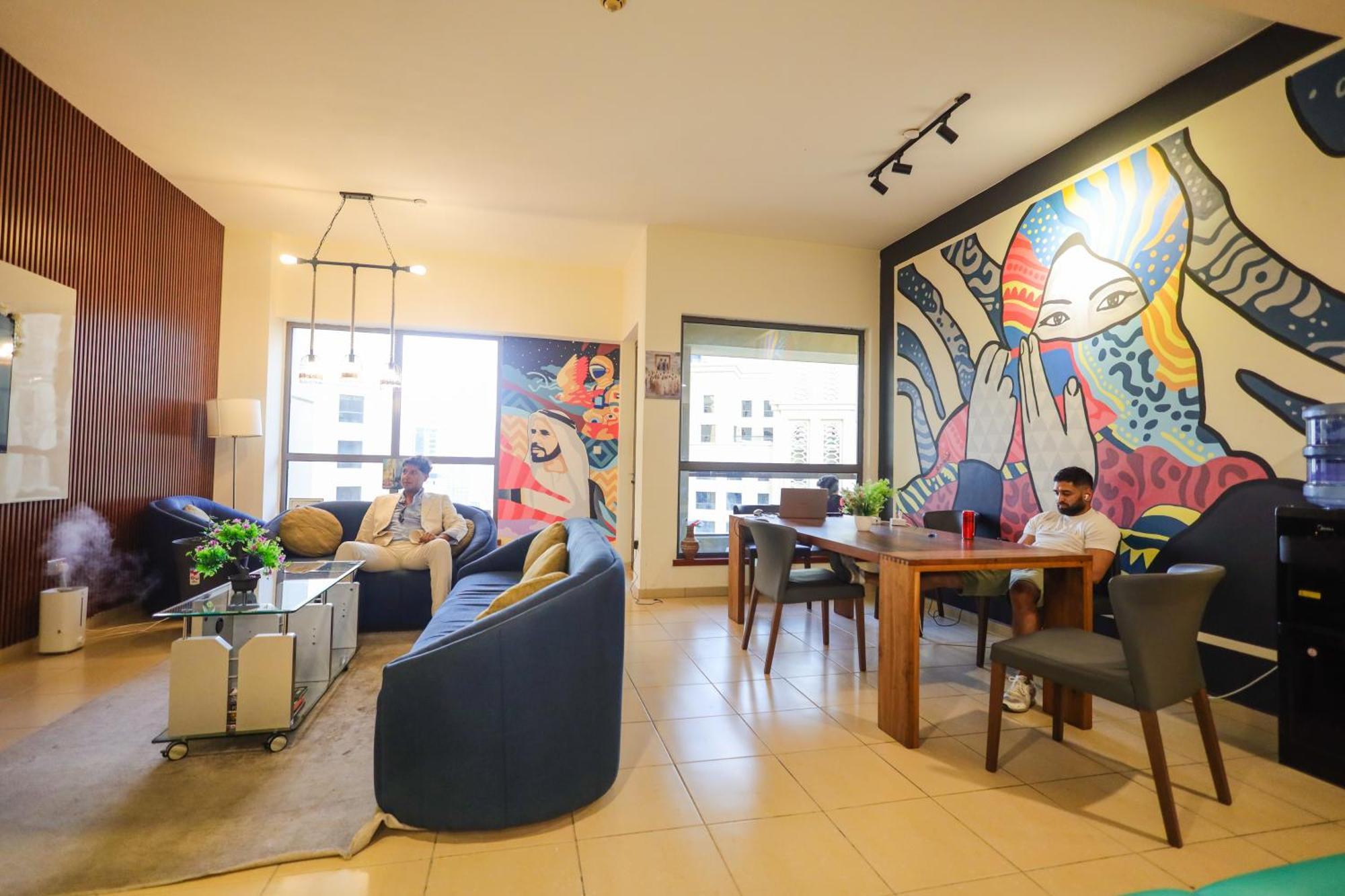 Lunar Hostel - Jbr Dubai Dış mekan fotoğraf