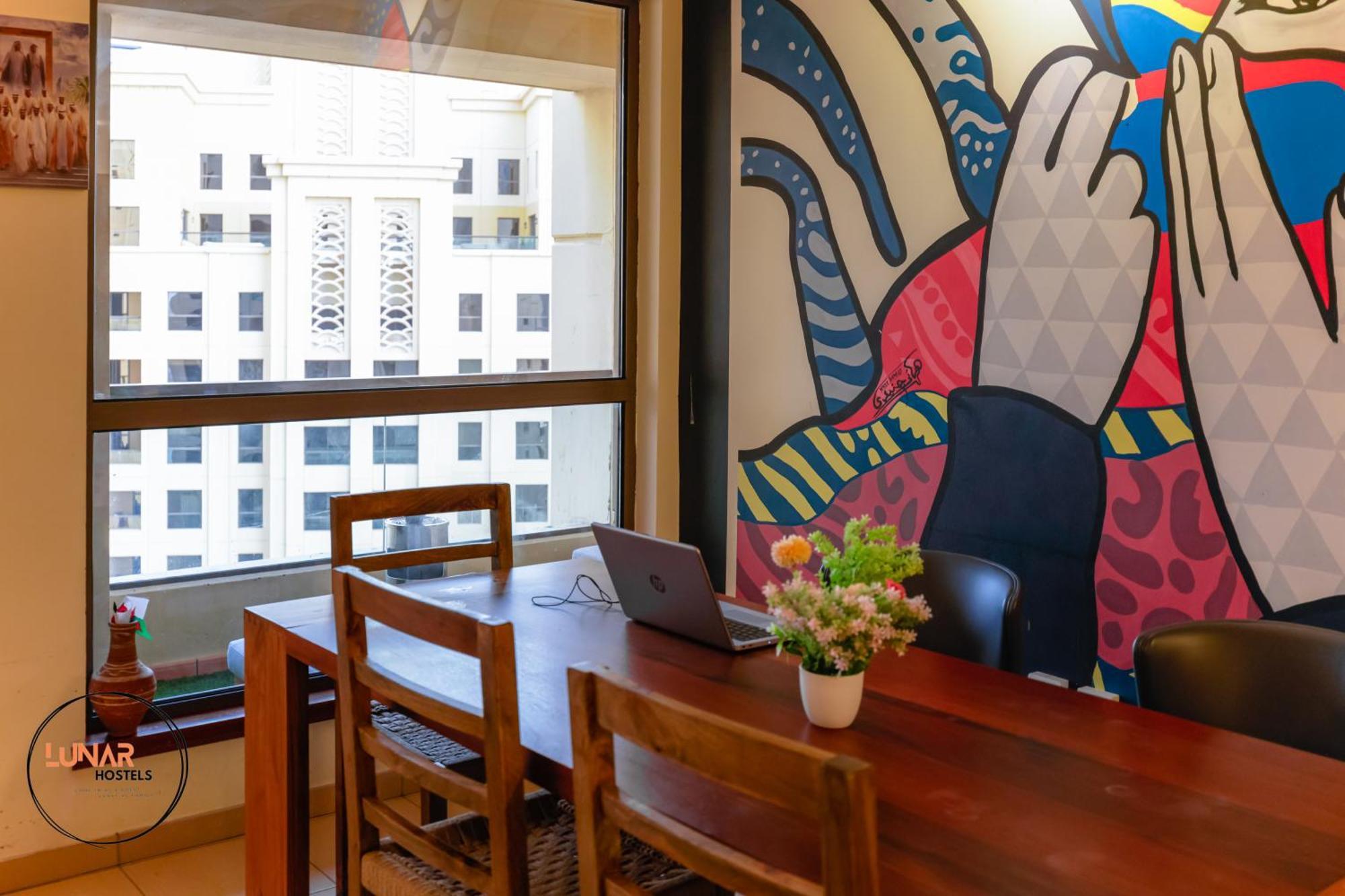 Lunar Hostel - Jbr Dubai Dış mekan fotoğraf